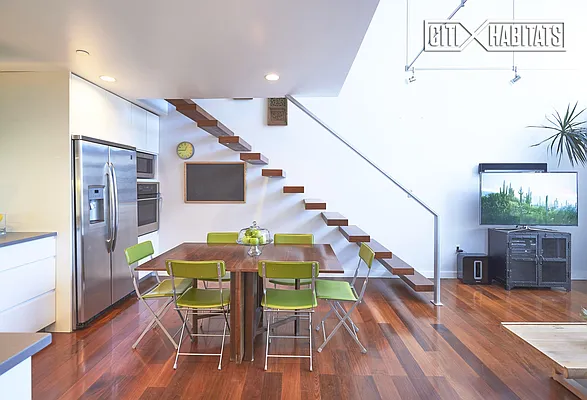 Sold by Citi Habitats | media 4