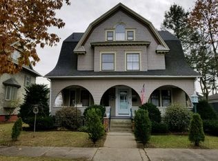 17 Spruceland Ave, Springfield, MA 01108