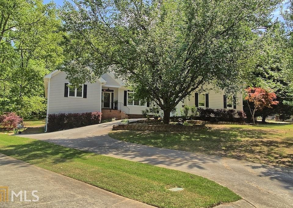 1st image of 1295 Fontainebleau Ct