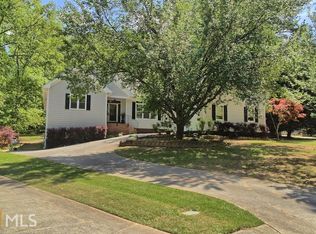 1295 Fontainebleau Ct, Lawrenceville, GA 30043