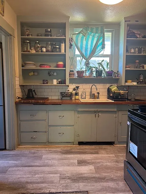 3 bed, 602 sqft, $850 — Photo 3