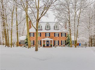 8517 Timber Trl, Brecksville, OH
