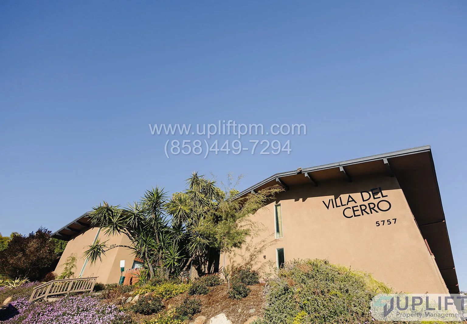 VILLA DEL CERRO — Photo 1