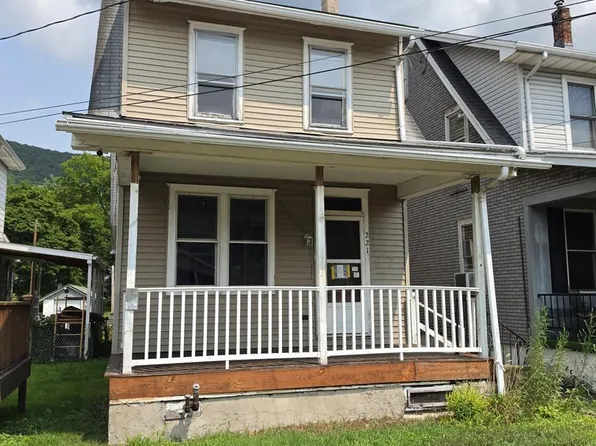 221 North St, Lykens, PA 17048