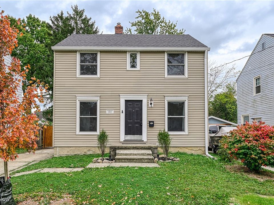 1st image of 2581 8th St