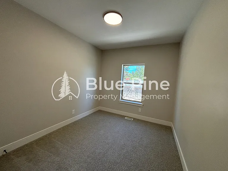477 Easy St #1 — Photo 14