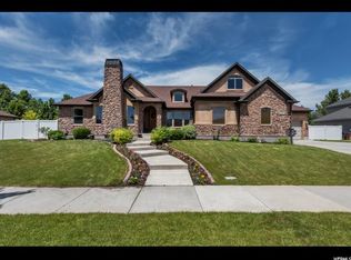 379 E Whisperhollow Cir, Draper, UT 84020