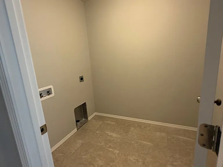 414 W Picardy St — Photo 5