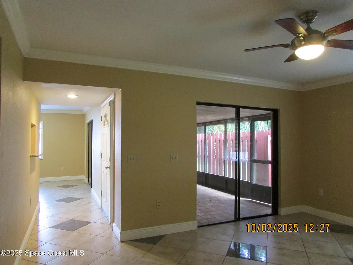 Building Photo - 49 Piney Branch Way #A