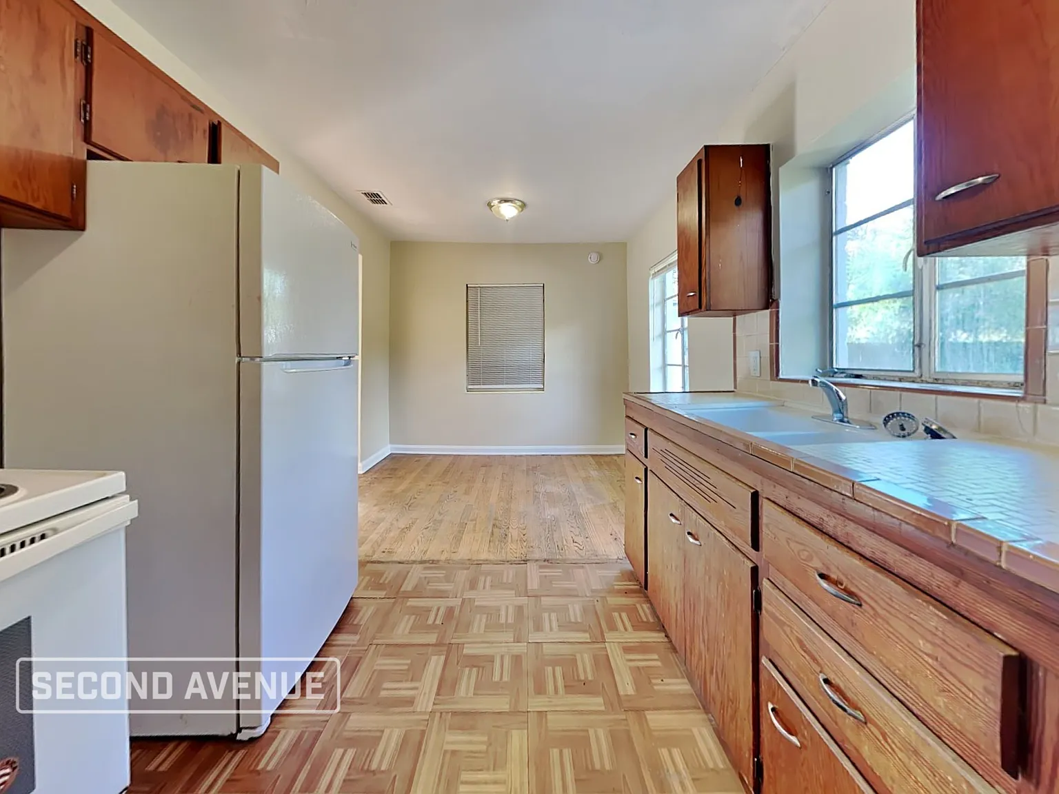 2 bed, 1.0 bath, 992 sqft, $925 — Photo 4