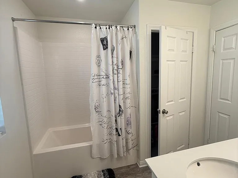 Bathroom 2 - Upstairs