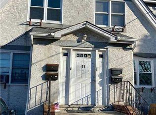 11 Cammerer Ave APT 1, East Rockaway, NY 11518
