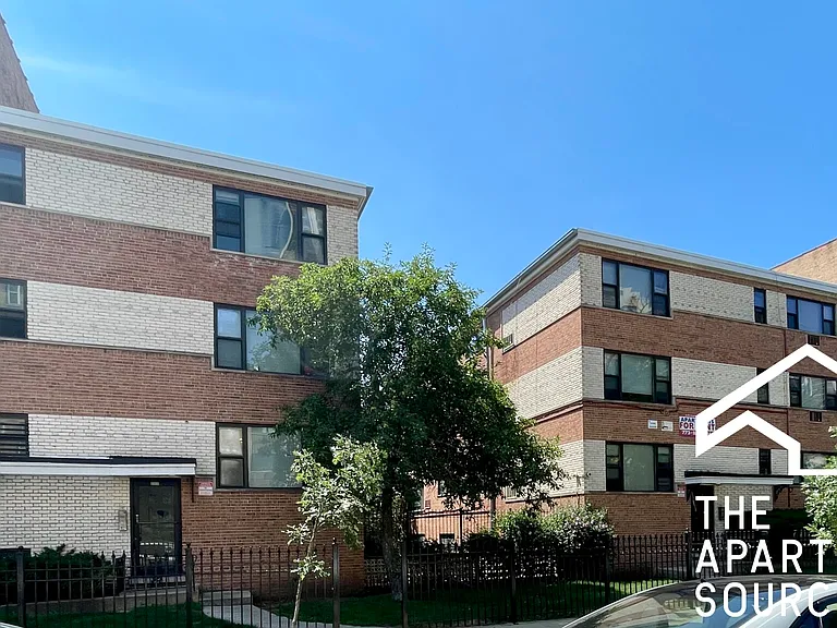 6002 N Kenmore Ave #201 — Photo 16
