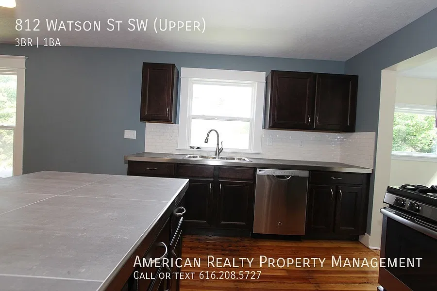 3 bed, 1179 sqft, $1,800 — Photo 4