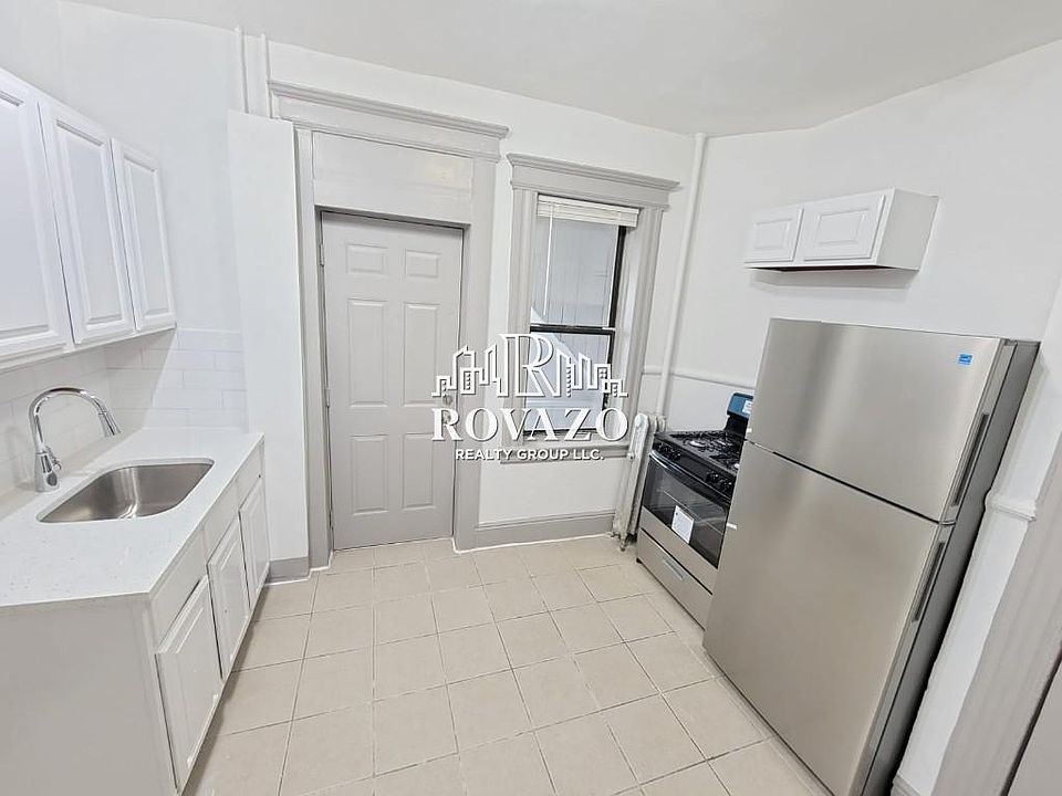 1st image of 67 N Grove St #7