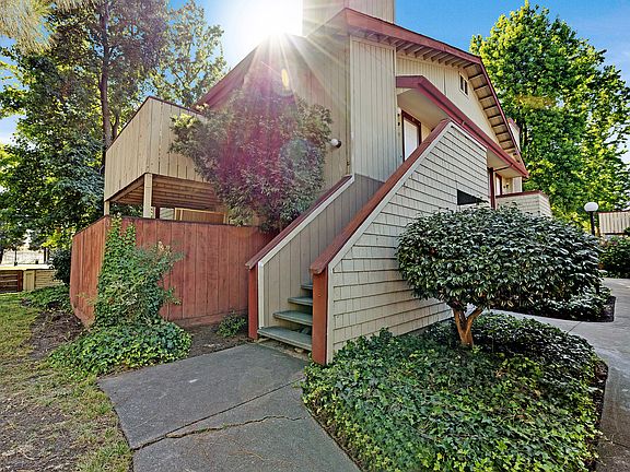 5th image of 1029 Cheryl Ann Cir APT 65