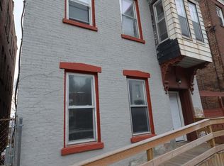 95 9th St, Troy, NY 12180