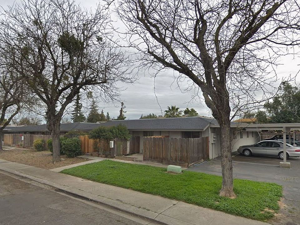 1st image of 208 Kingston Ln APT 3