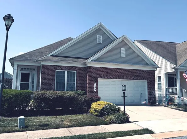 105 Butterfly Dr #104, Taneytown, MD 21787