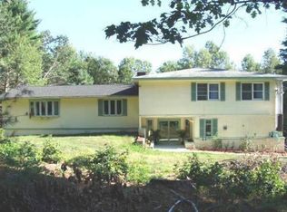 46 Edinburgh Dr, Bedford, NH 03110