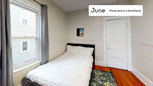31 Craigie St #C Photo 1