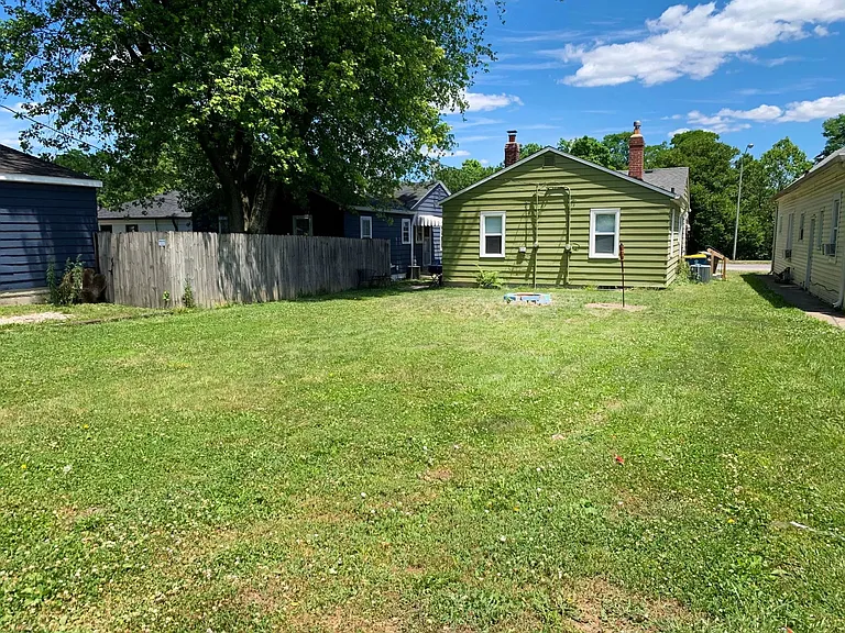 920 E Pleasant Run Parkway North Dr — Photo 14