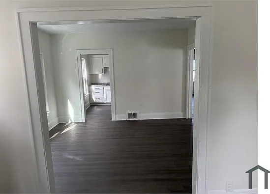 3438 E 113th St #1 — Photo 5