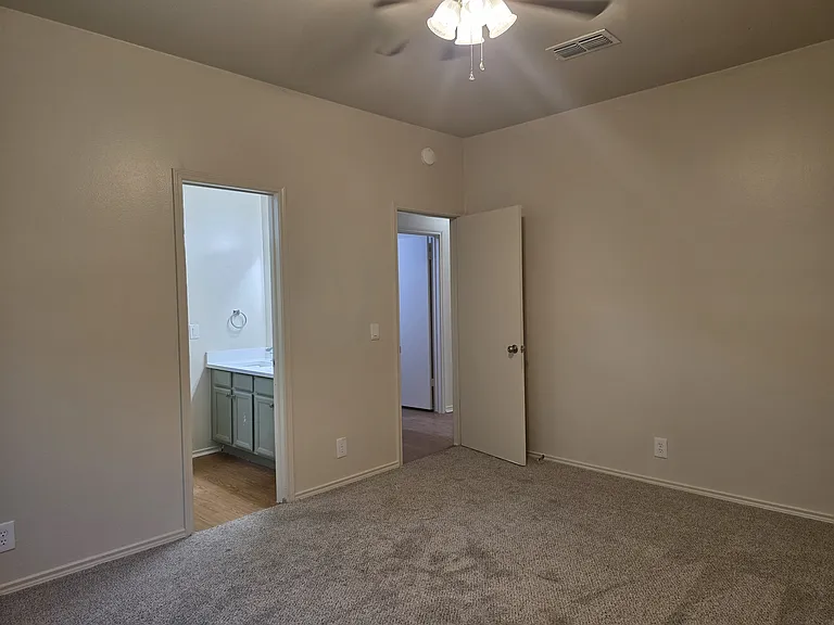 11602 Maybach Dr — Photo 16