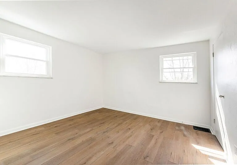 4040 Halsey Pl — Photo 18
