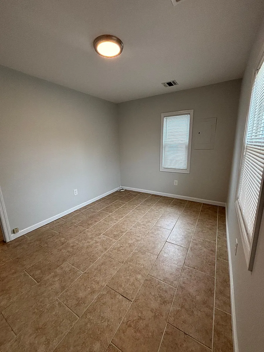 Building Photo - 101 Miramar Ave #B