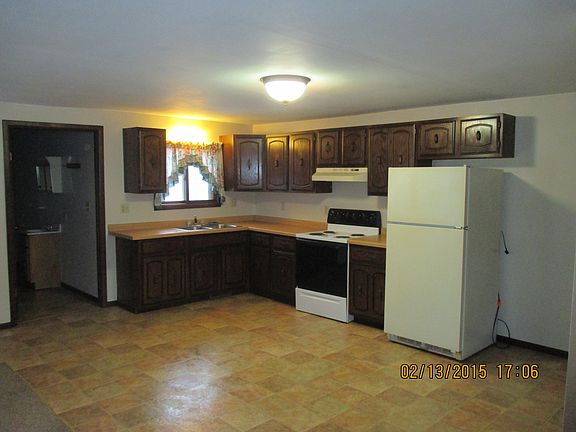 3rd image of 42644 Willson Memorial Dr #U
