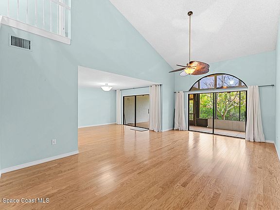 5th image of 2305 Parkside Pl #2305