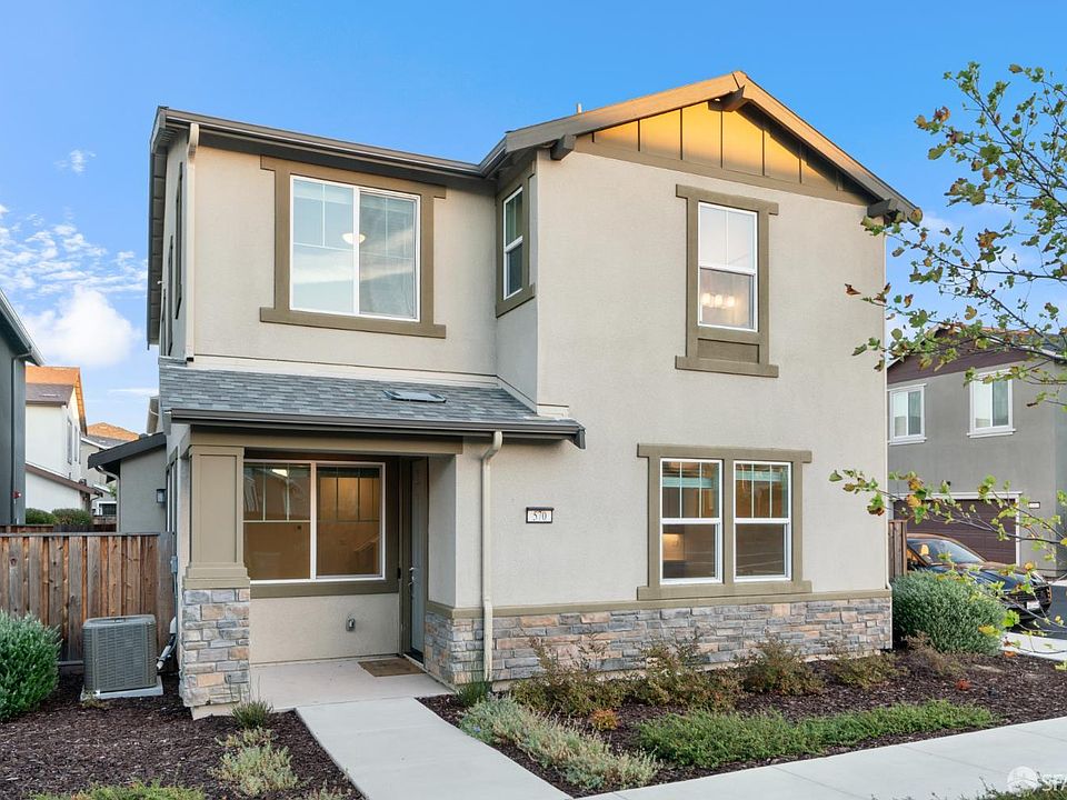 1st image of 570 Glimmer Way
