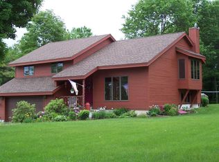 18 Eldric Ave, Morrisonville, NY 12962