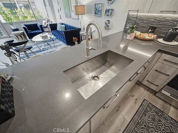 5th image of 7135 Hollywood Blvd APT 405