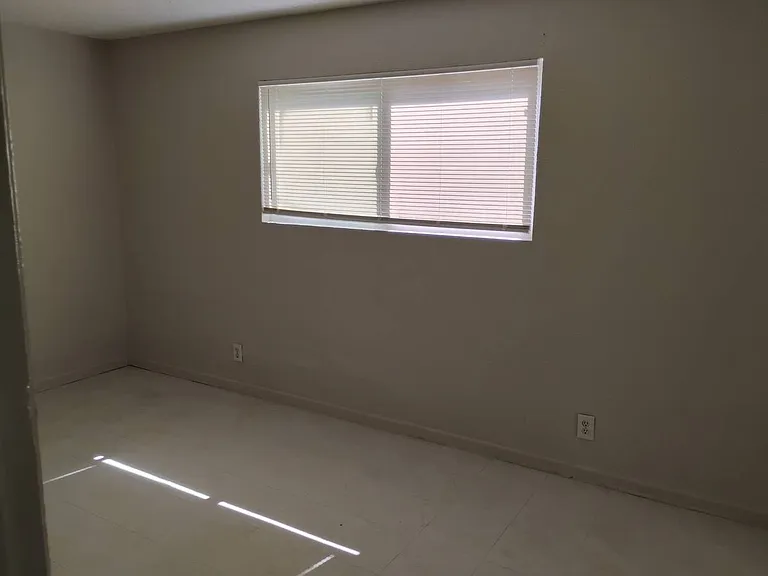 3651 E Turner Ave — Photo 9