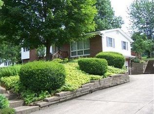 694 Ardella Rd, Cuyahoga Falls, OH 44223