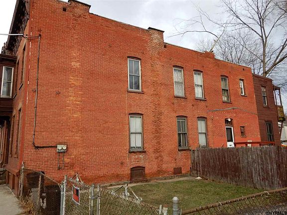 2nd image of 3366 6th Ave