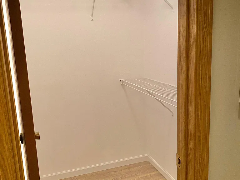 1162 Cambridge Way — Photo 14