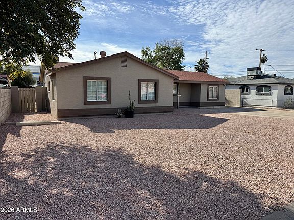 2nd image of 3011 W HIGHLAND Avenue