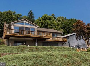 518 Boathouse Rd, Wrightsville, PA 17368