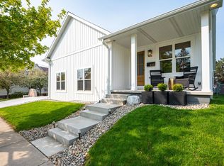 435 S 3rd Ave, Sturgeon Bay, WI 54235