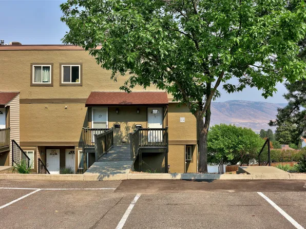 1750 Summit Dr #26, Kamloops, BC V2E 1Y1