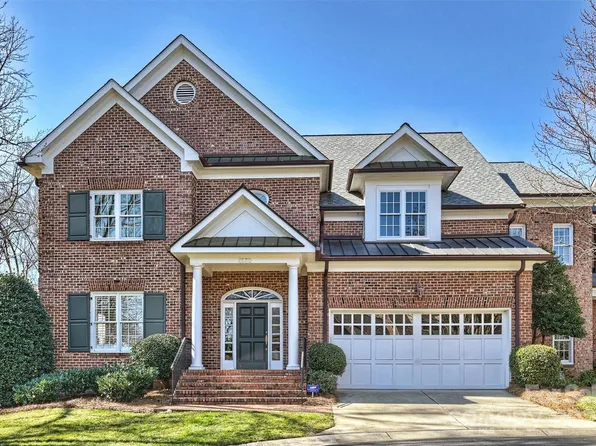 4930 Park Phillips Ct, Charlotte, NC 28210