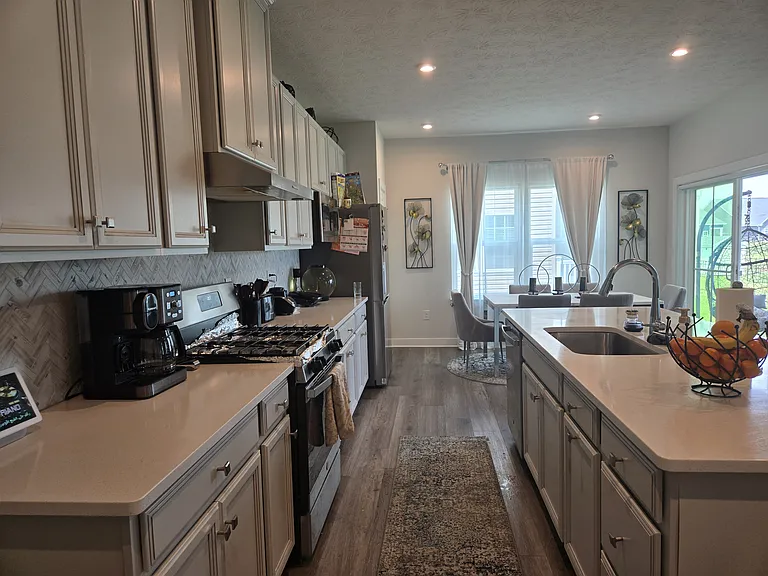2056 Codaz Way — Photo 5