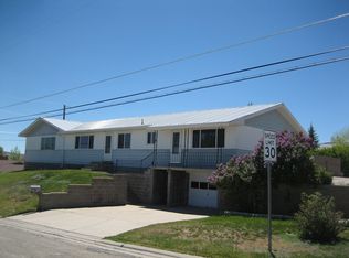 1318 Colorado St, Rawlins, WY 82301