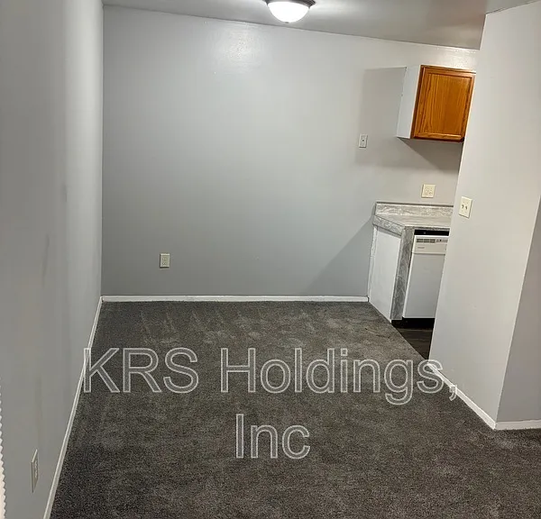 1213 Nelson St #C — Photo 1