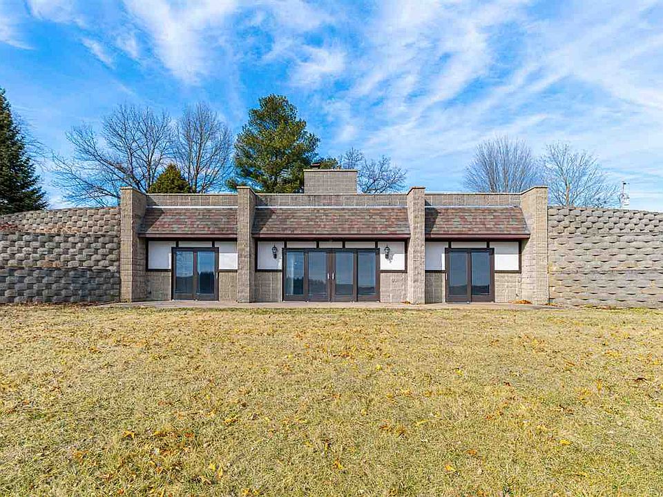 1676 Amana Rd NW, Swisher, IA 52338 Zillow