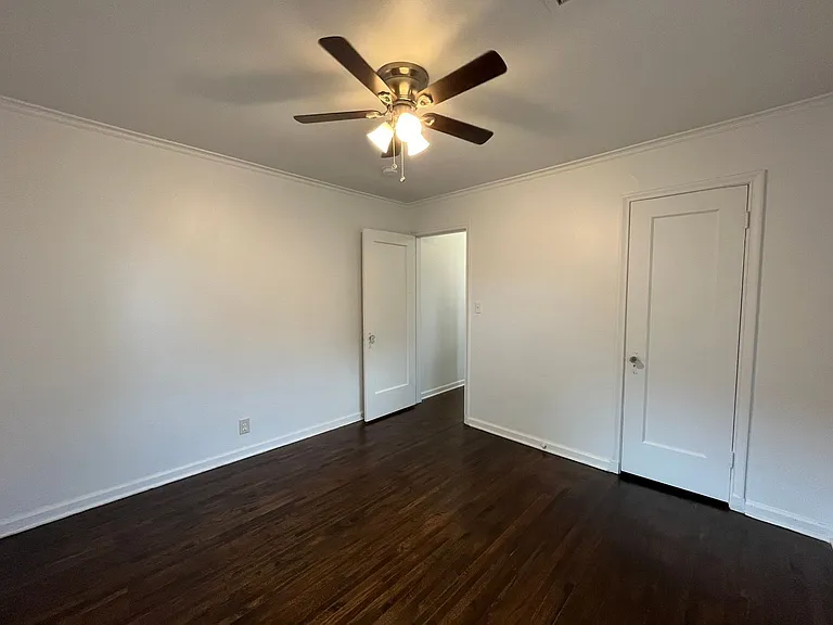 819 N Gary Pl — Photo 18