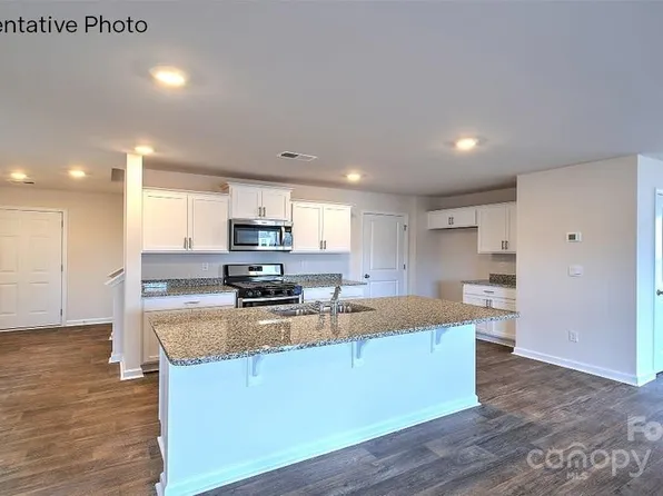589 N Sparkleberry St, Chester, SC 29706